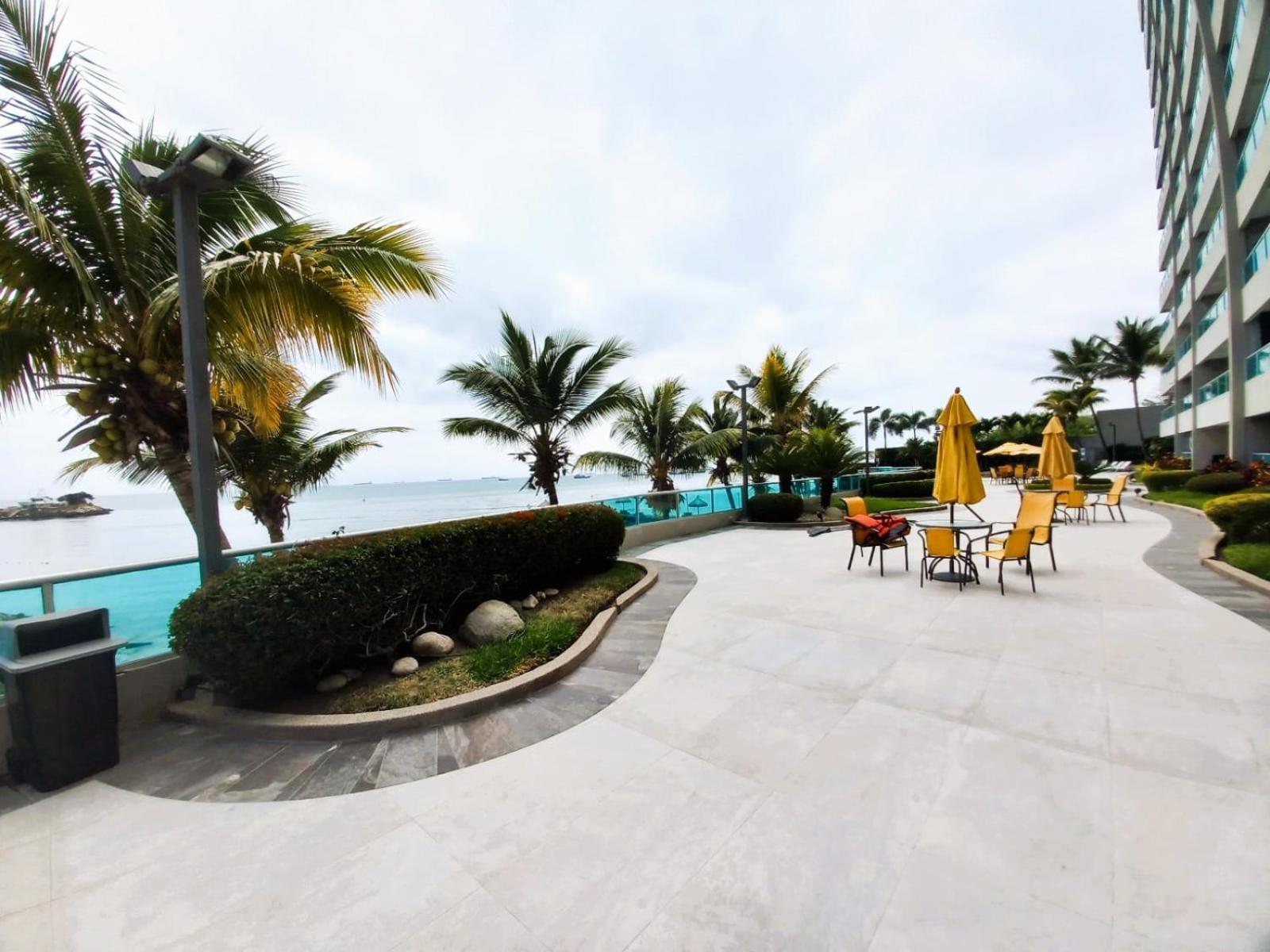 Torre Marina Apartamento de Lujo al pie del mar Salinas  Exterior foto